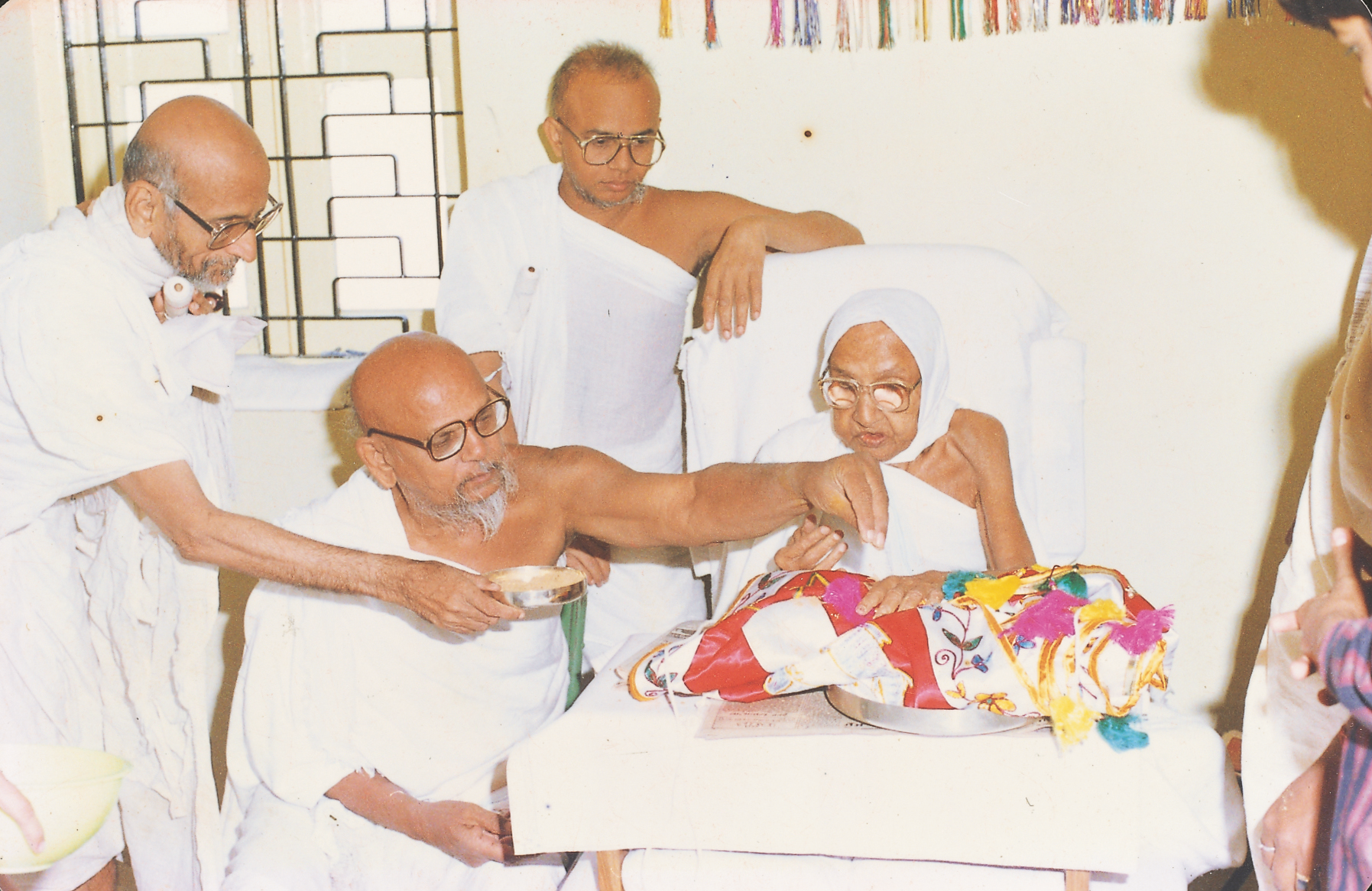 Acharya Ramchandra Suri Maharaj - Jain Acharya Ramsuri