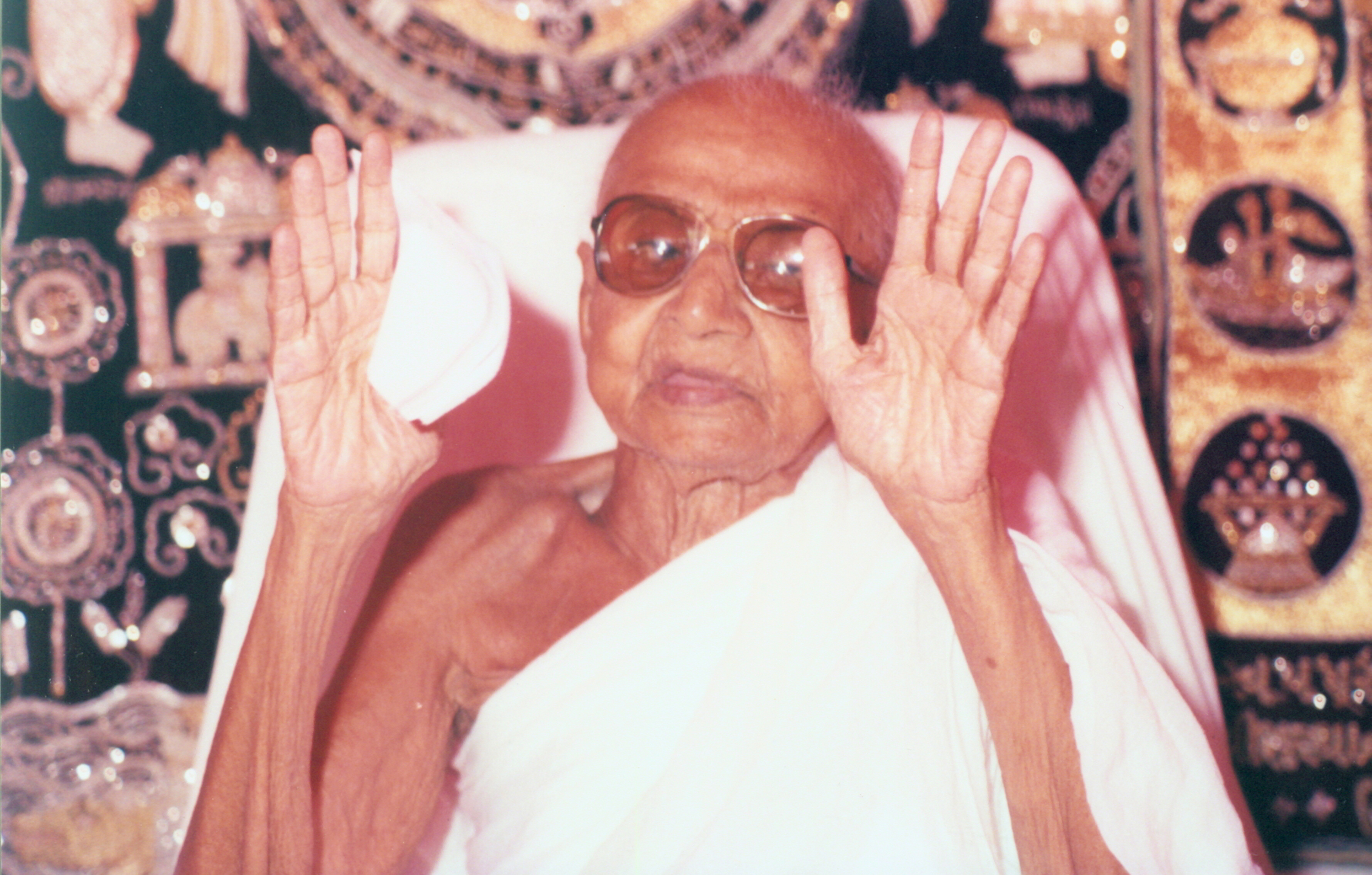 Acharya Ramchandra Suri Maharaj - Jain Acharya Ramsuri
